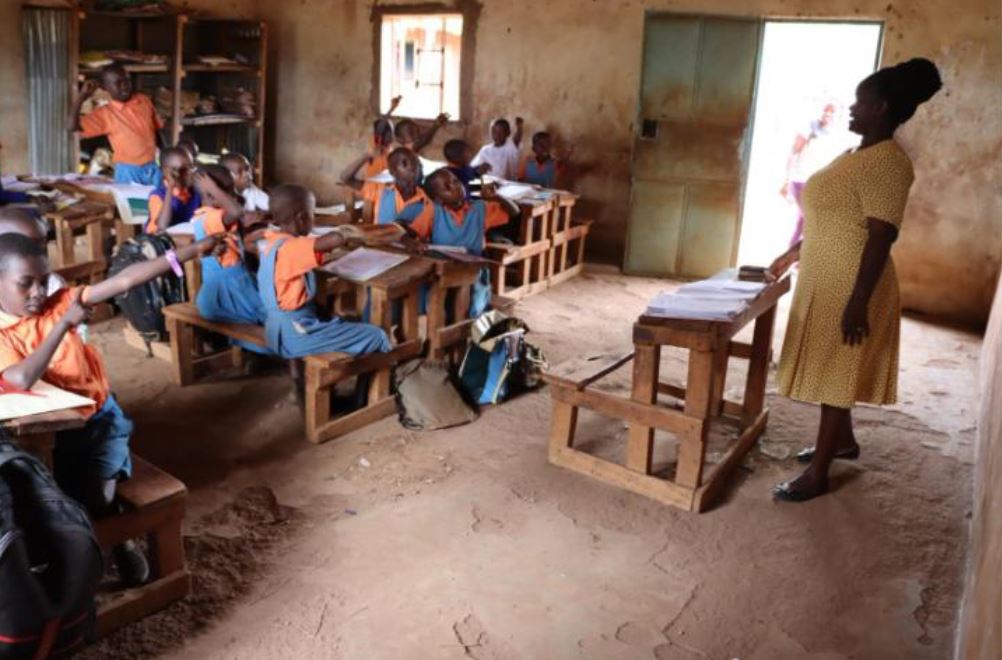 KINDER - UNSERE ZUKUNFT